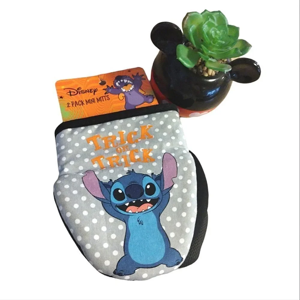 Disney Stitch‎ Halloween Trick Or Treat Print 2 Pack Mini Oven Mitts Set NWT